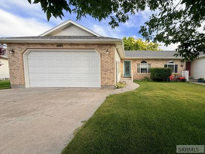 Property at 2948 E Courtyard Cir, Ammon, ID