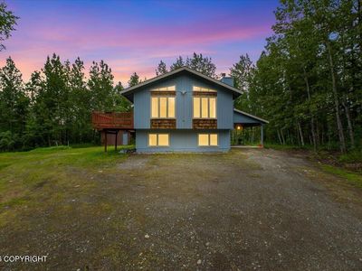 201 W Ponderosa Loop
