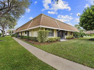 109 Half Moon Circle #C