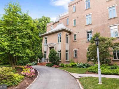 414 Old Lancaster Rd APT 203