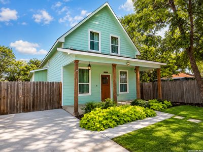 623 Saint Charles