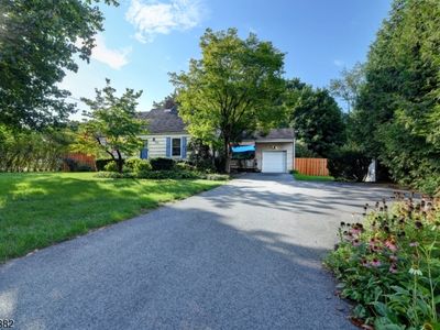 39 Sunset Rd
