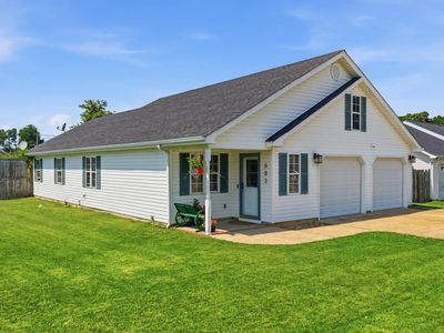 602 Colony Cir