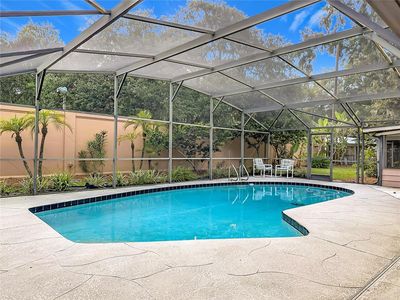 5020 THE OAKS CIRCLE