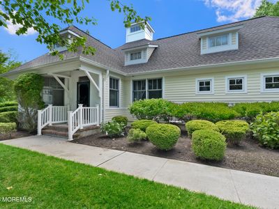 87 Thornbrooke Drive