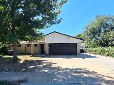 11710 E 28th Pl
