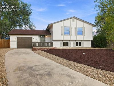 7565 Vineland Trl