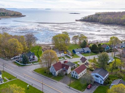 1024 Commercial Street