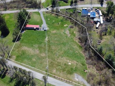 1393 Hooker Rd