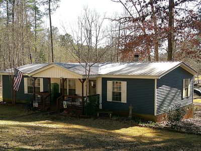 Property at 5859 Lake Sinclair Dr, Sparta, GA