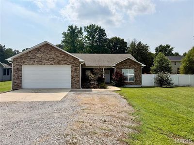 215 Crooked Pine Ln