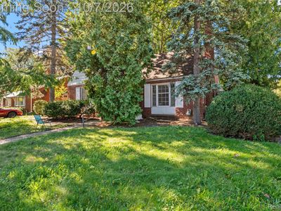 Property at 3963 Yorkshire Rd, Detroit, MI