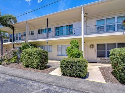 Property at 4022 57th St N APT 260, Kenneth City, FL
