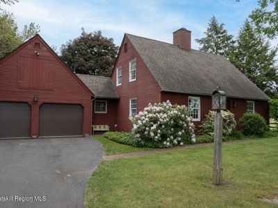 32a Sunset Avenue