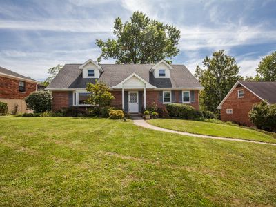 1721 Fort Henry Dr