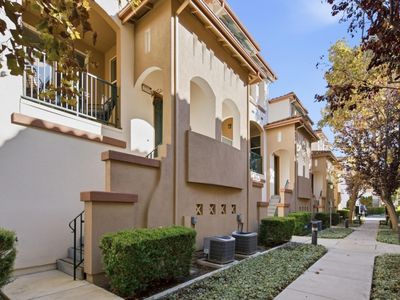 1355 McKinley Ct