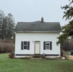 132 Gates Ave