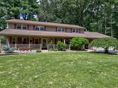 4 Pine Knoll Drive