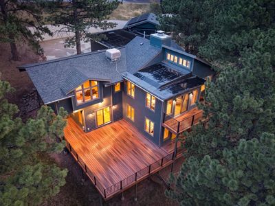 335 Pine Tree Ln