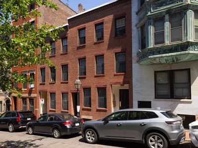 59 Joy St
