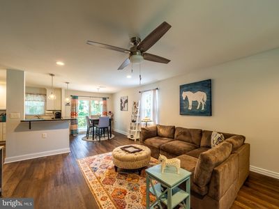 18 Dorchester Dr