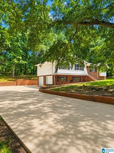 209 Oak Dr W