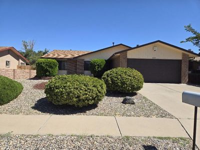 6809 Georgetown Ave NW