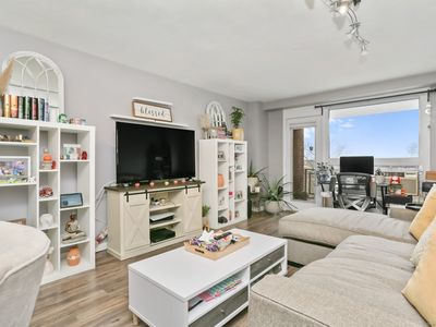 91 Strawberry Hill Avenue #733