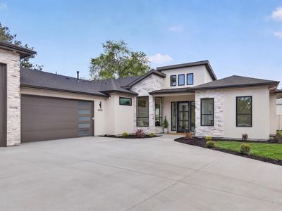 2591 S Greenwood Cir