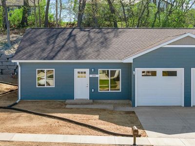 2444 Russell Court