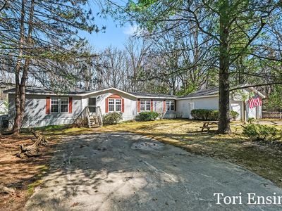 Property at 13131 Pinewood St NE, Gowen, MI