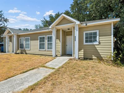 5931-5933 Robinwood Ln