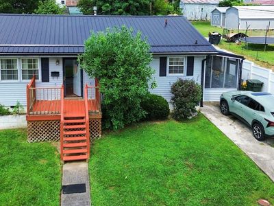 208 Tureman Ave