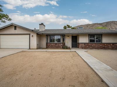 55668 Encelia Dr