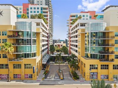 1120 E KENNEDY BOULEVARD #1124