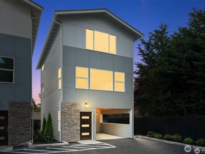 121111 E Gibson