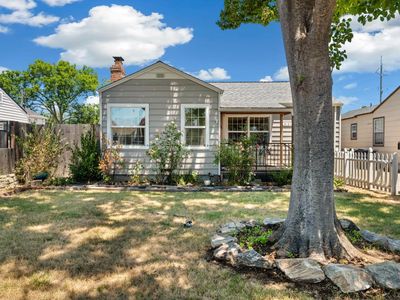2121 Juliesse Ave