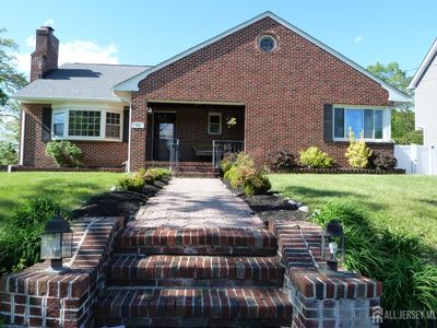 21 Sherwood Ave
