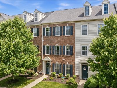 Property at 404 Fairgate Dr, Wexford, PA