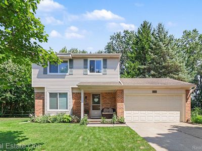 22344 Brookfield Dr