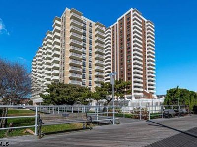 101 S Plaza Pl APT 714