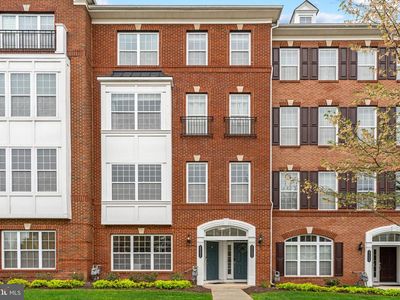 23504 Belvoir Woods Ter