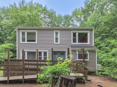 Property at 20 Redfield Circle, Derry, NH