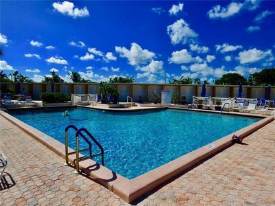 2151 NE 68TH #201