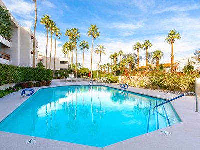 255 S Avenida Caballeros UNIT 302