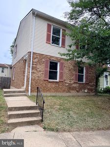 1856 Robin Ct