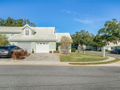 814 Lanark Dr