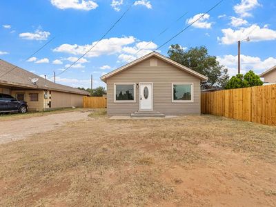 Property at 305 NE E Pl, Andrews, TX