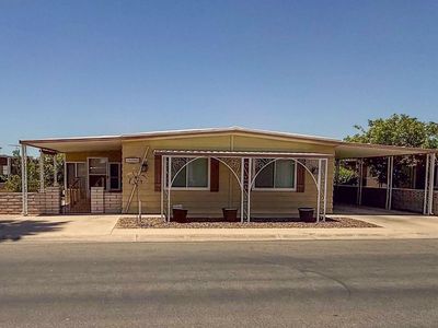 3686 S Yucca Dr
