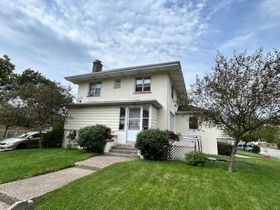 4 Ruth St